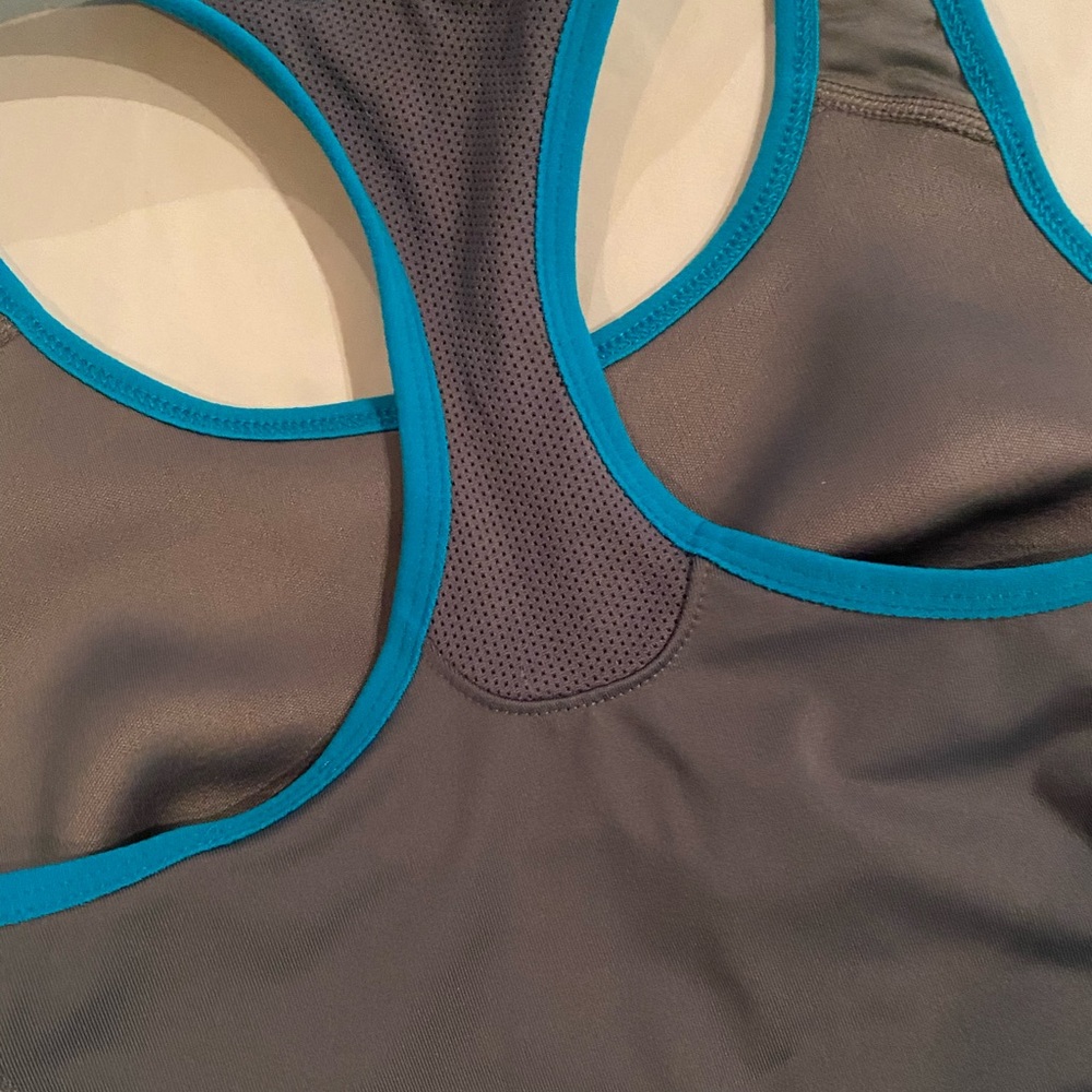 Exercise Top - image 8